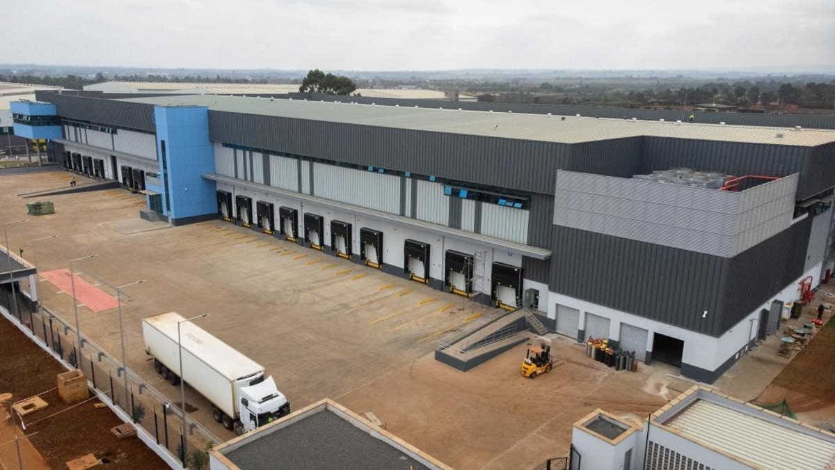 Thumbnail for EIB backs Africa’s first-of-its-kind cold storage facility in Kenya to revolutionize food distribution