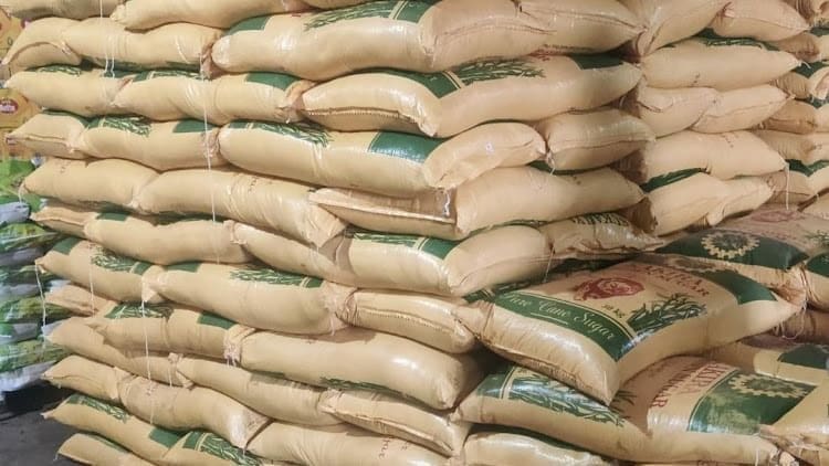 Thumbnail for UNBS seizes underweight sugar in crackdown on substandard products 