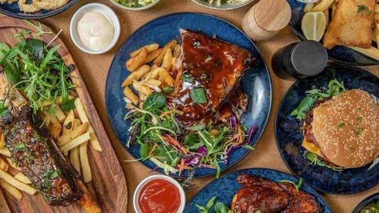 Thumbnail for South Africa’s consumers spend US$19.96B on food and liquor, report shows