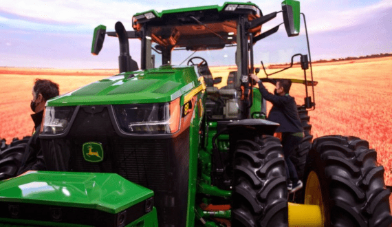 Thumbnail for John Deere unveils two new self-driving agricultural machines