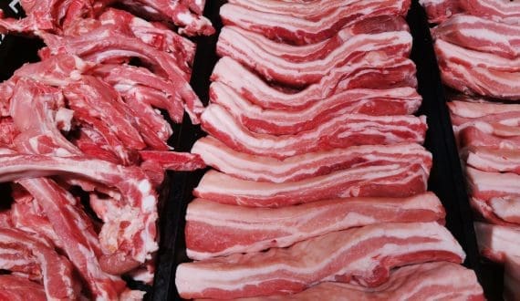 Thumbnail for China to hold hearing on EU pork dumping investigation