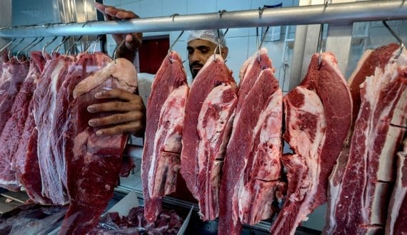 Thumbnail for Global meat prices lead food cost decline as FAO index still rises over 2025