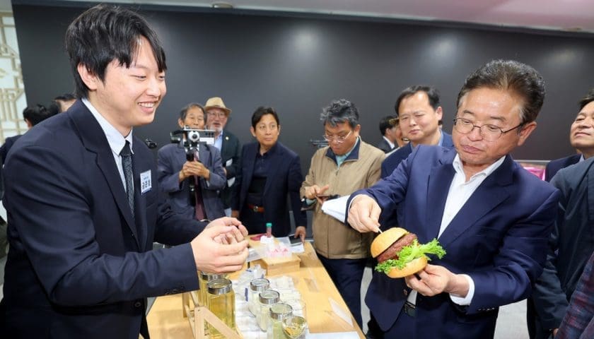 Thumbnail for SeaWith signs supply deal to cut cultivated beef production costs by 30%