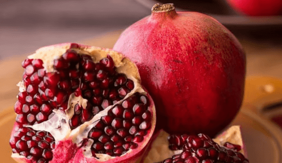 Thumbnail for India cracks Canada market access for mangoes, pomegranates, oranges, garlic