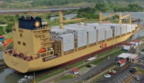 Thumbnail for Dole completes US$75M sale of Ecuador port operations to TIL Switzerland