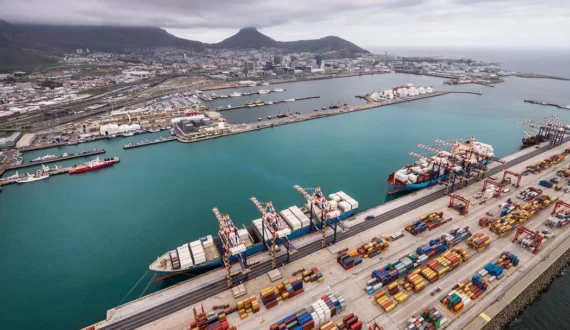 Thumbnail for Port of Cape Town congestion forces fruit export diversions, costs industry billions