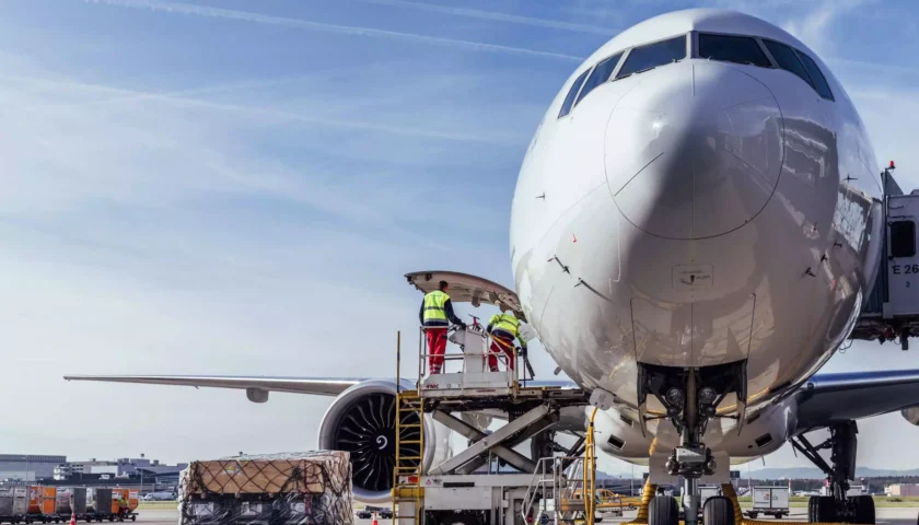 Global air cargo rates fall 8% in July amid EU tariffs, Middle East conflict