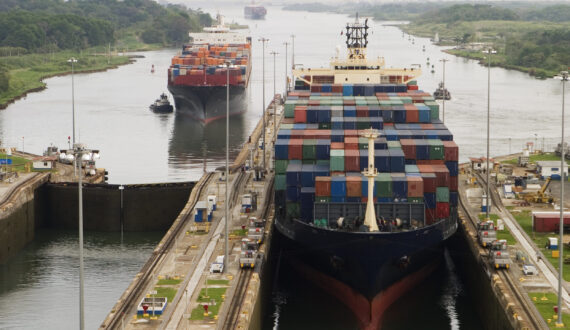Thumbnail for Hapag-Lloyd acquires 25% stake in APM Terminals Maasvlakte II to boost Gemini network