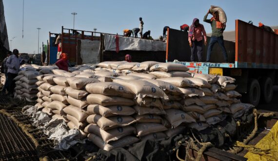 Thumbnail for India’s sugar refineries to divert 250,000 tons to domestic market
