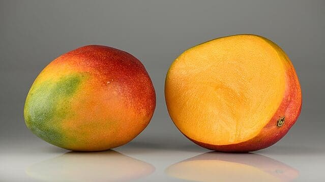 Thumbnail for Senegal mango exports to Europe exceed 19,000 tons as pest control improves