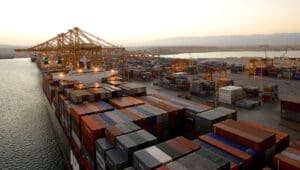 Oman port cargo surges to146 million tonnes in eight months