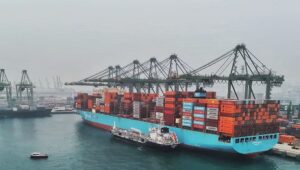 Maersk completes first ethanol bunkering on retrofitted vessel in Singapore